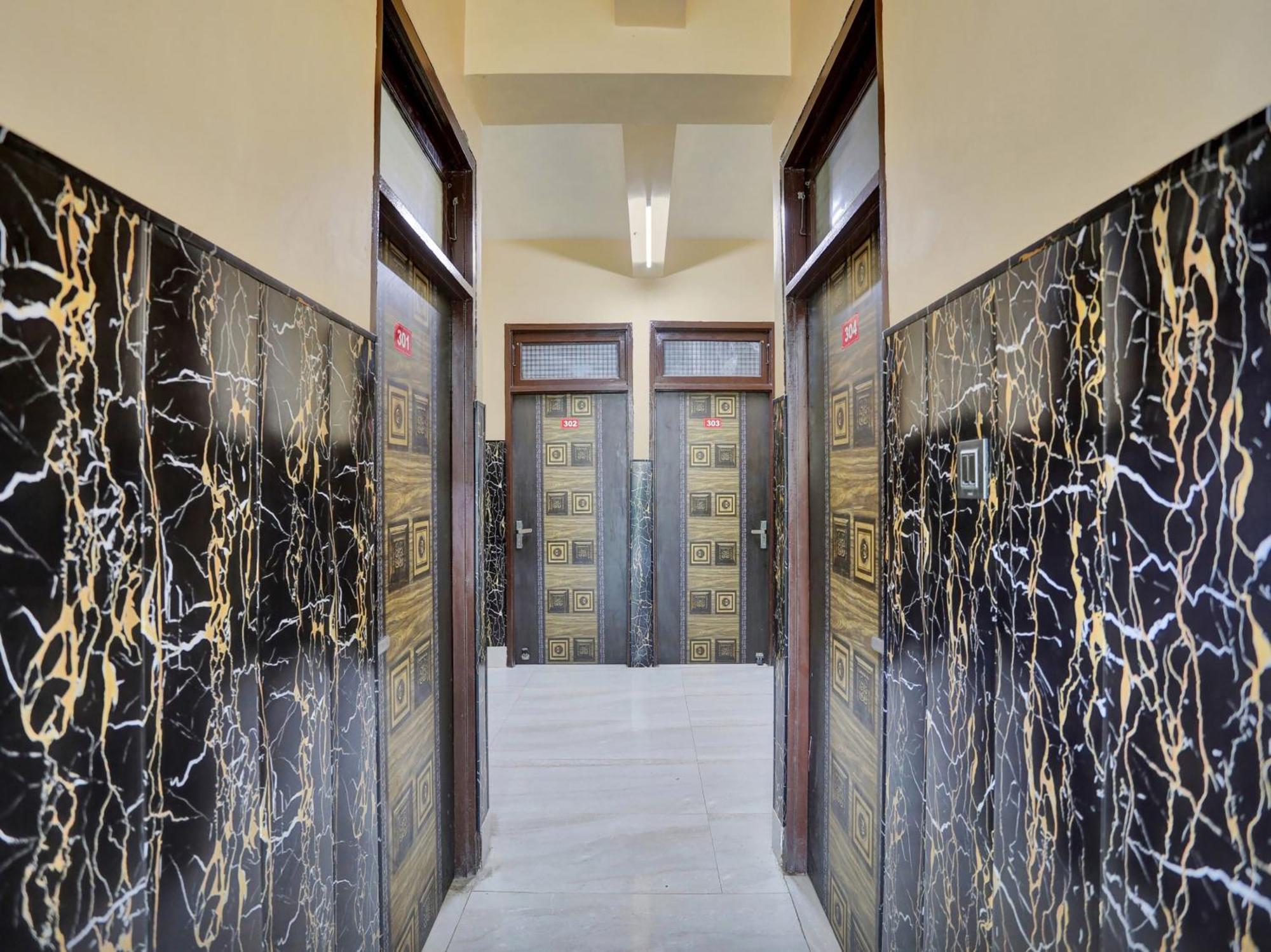 Chaya Hotel And Banquet Hall Kanpur Luaran gambar